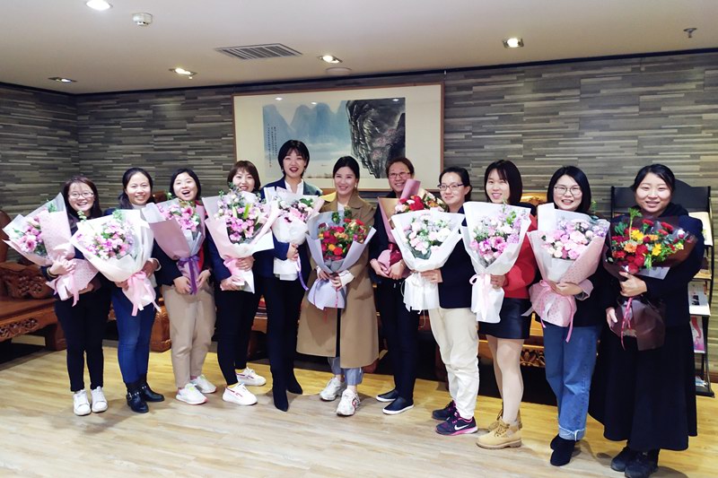 曬幸福｜開元女神們的“surprise” 開元礦業集團