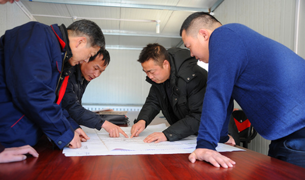 開元集團董事長許明月赴青海分公司調研指導工作